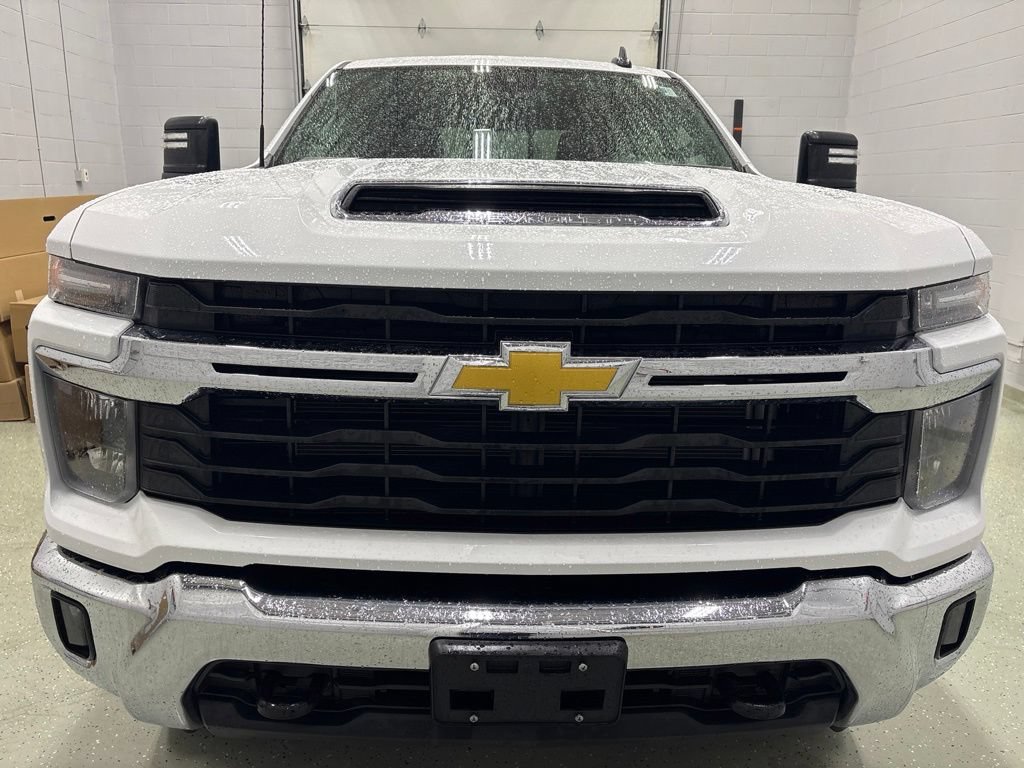 Used 2024 Chevrolet Silverado 2500 LT w/ Convenience Package AWD/4WD image 10