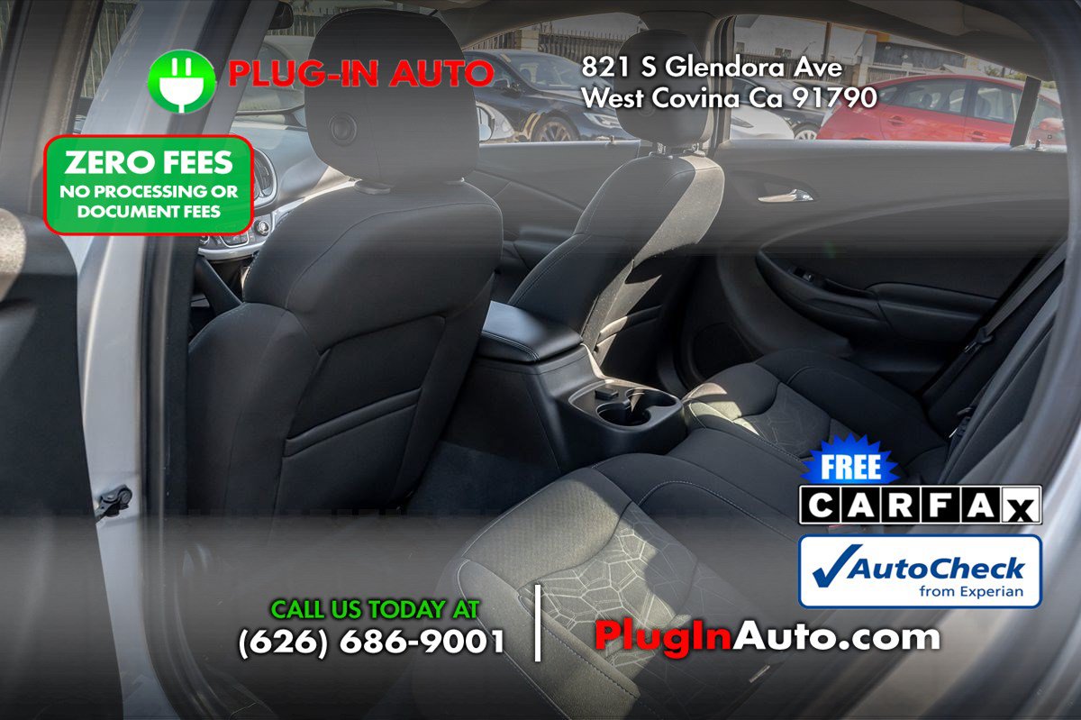 Used 2018 Chevrolet Volt LT FWD image 8
