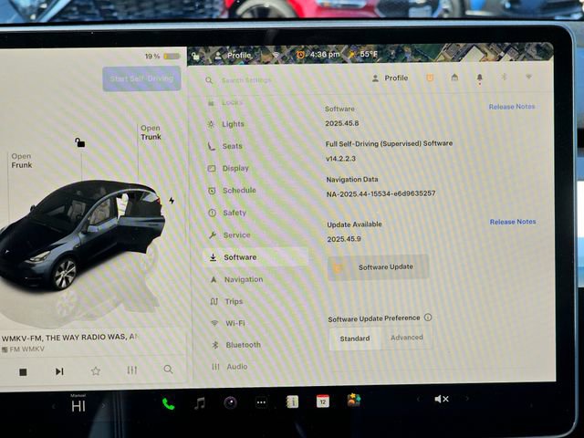 Used 2024 Tesla Model Y Long Range image 35