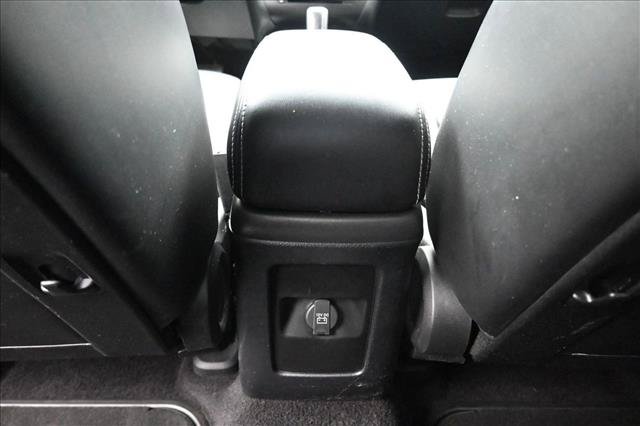 Used 2020 Dodge Journey Crossroad FWD image 23