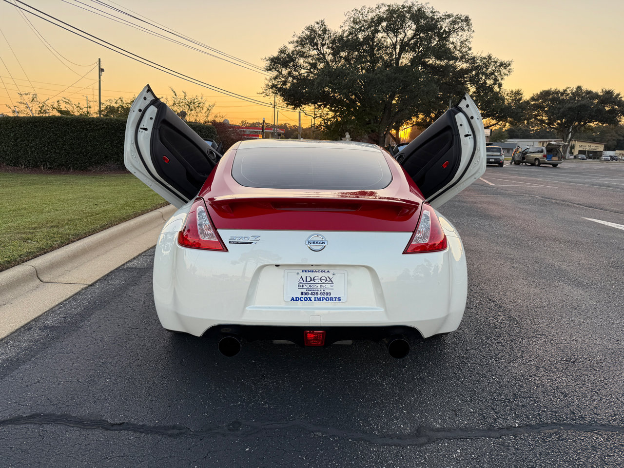Used 2020 Nissan 370Z Coupe image 7