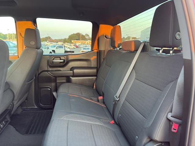 Used 2022 Chevrolet Silverado 1500 LT image 11