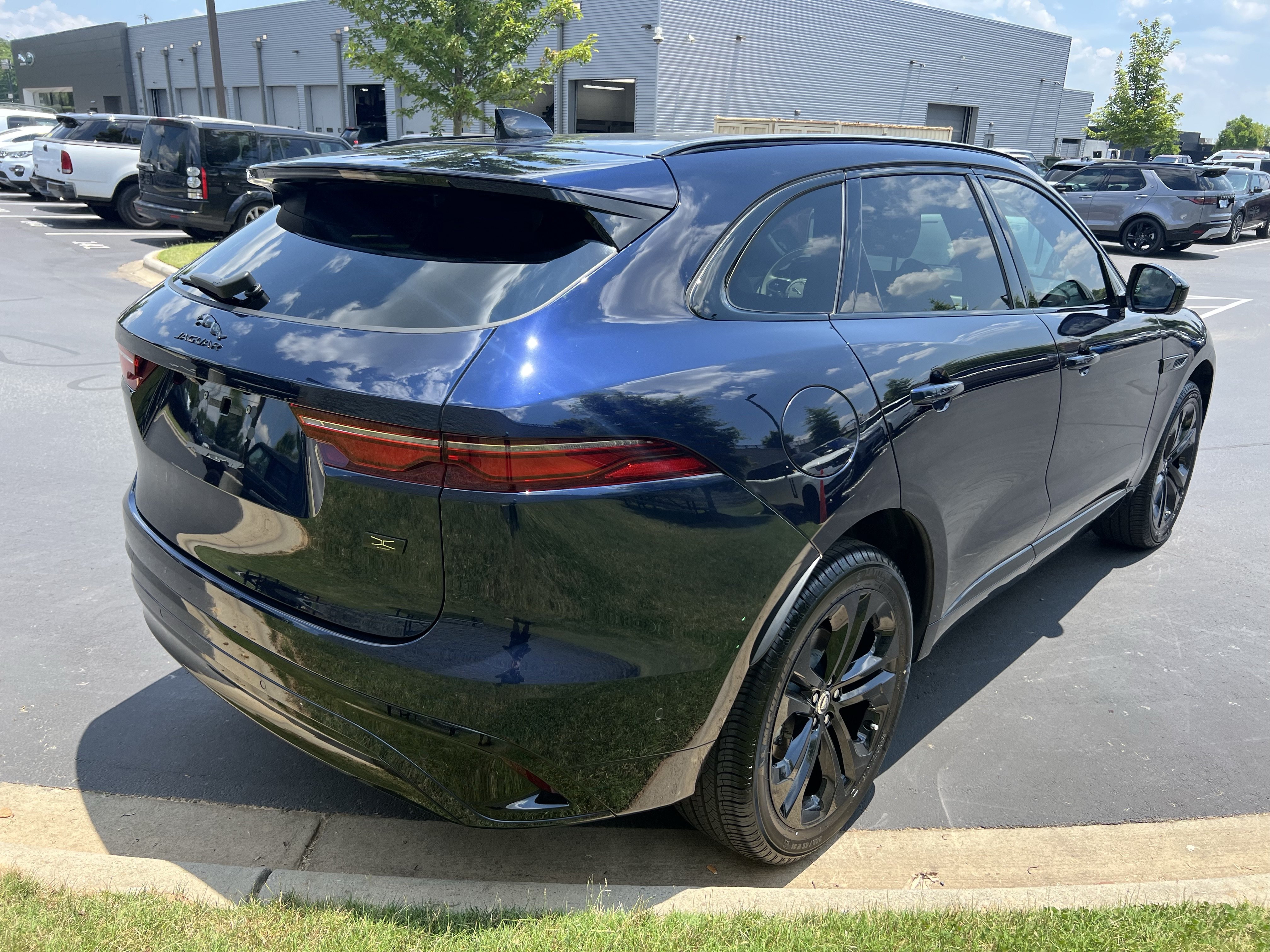 Used 2026 Jaguar F-PACE R-Dynamic S AWD/4WD image 7