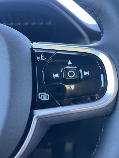 New 2026 Volvo XC90 B5 Plus w/ Protection Package image 20