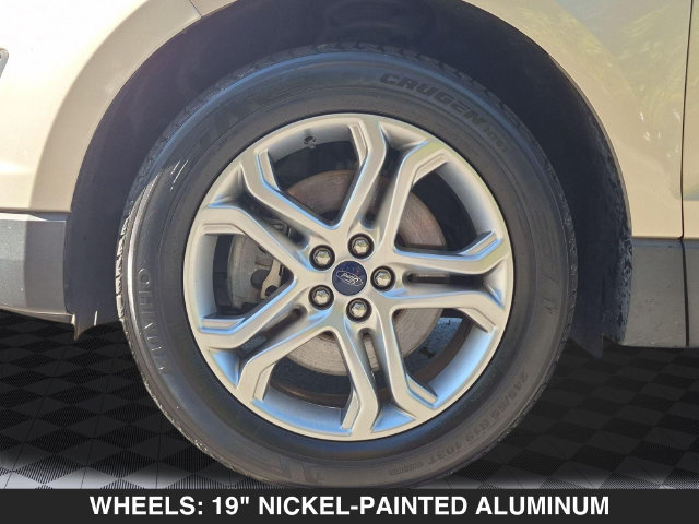 Used 2018 Ford Edge Titanium w/ Technology Package AWD/4WD image 10
