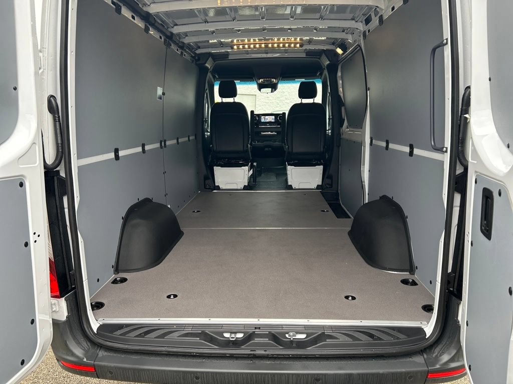 New 2026 Mercedes-Benz Sprinter 2500 image 21