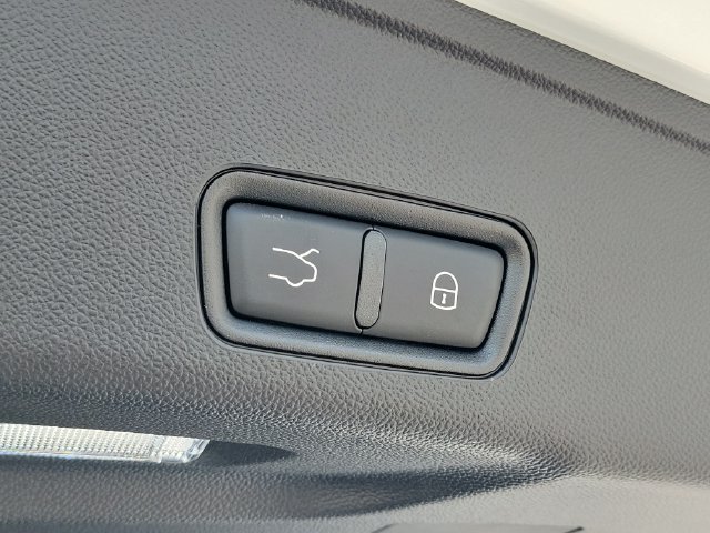 New 2026 Maserati Grecale Modena AWD/4WD image 9