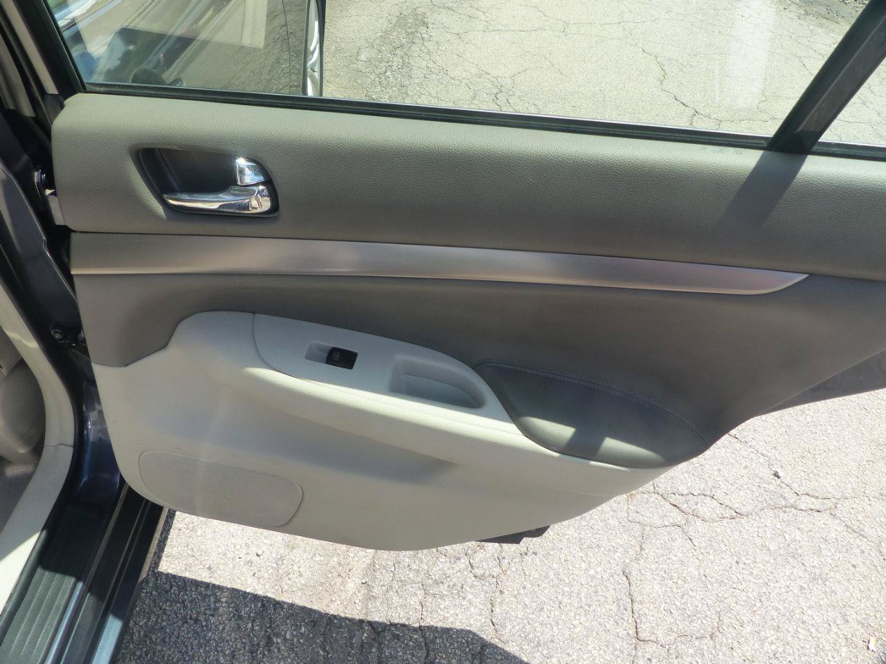 Used 2011 INFINITI G25 Journey RWD image 13