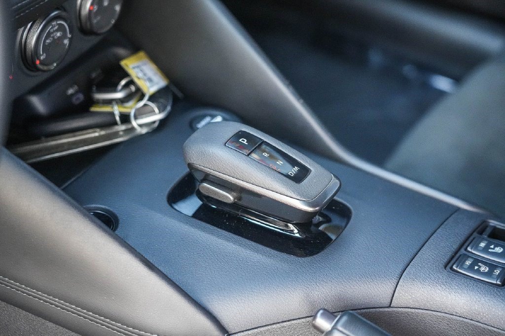 Used 2025 Nissan Z Performance w/ Floor Mat Package RWD image 18