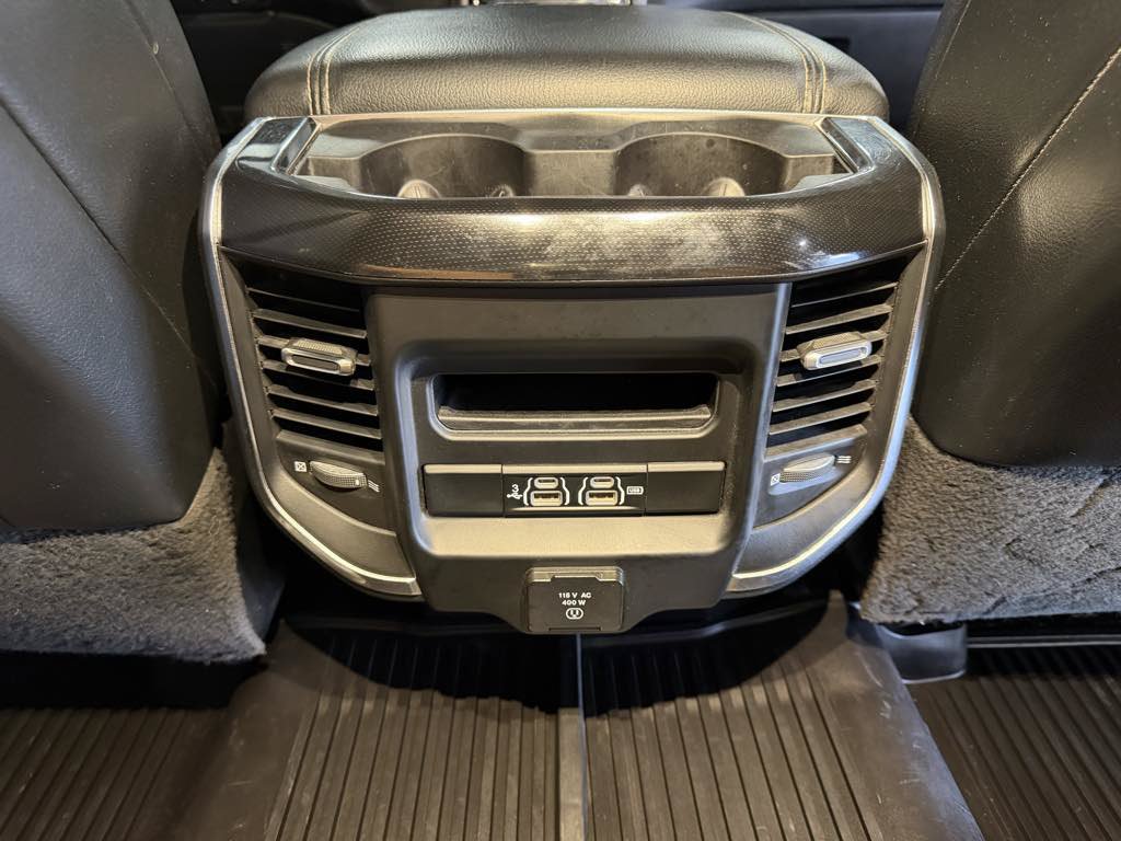 Used 2020 RAM 2500 Laramie AWD/4WD image 32