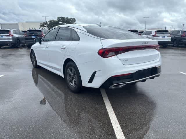 Used 2022 Kia K5 LXS FWD image 3