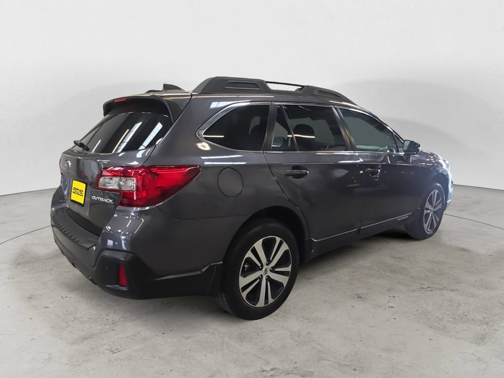 Used 2018 Subaru Outback 2.5i Limited AWD/4WD image 5