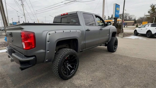 Used 2018 Chevrolet Silverado 1500 LTZ Z71 w/ LTZ Plus Package image 8
