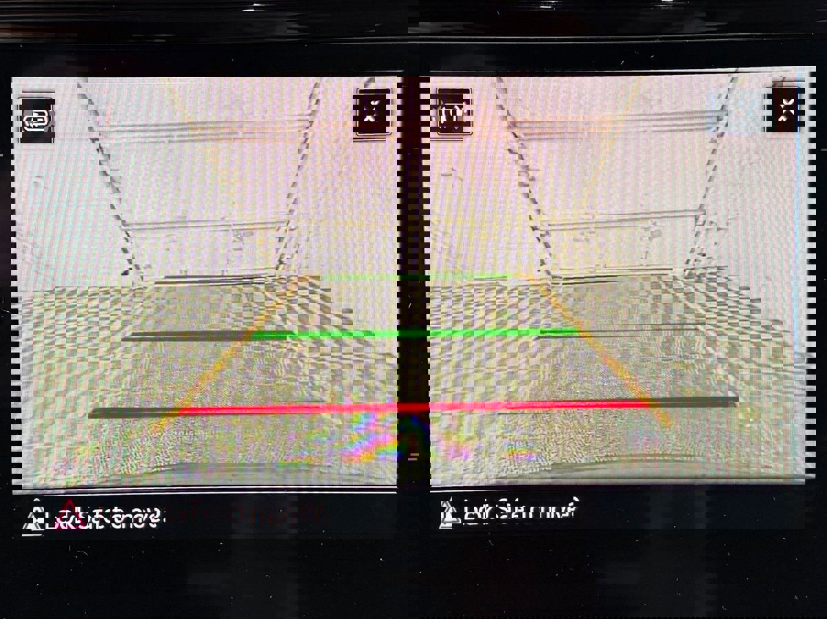 Used 2021 Volkswagen Atlas Cross Sport SEL Premium image 25