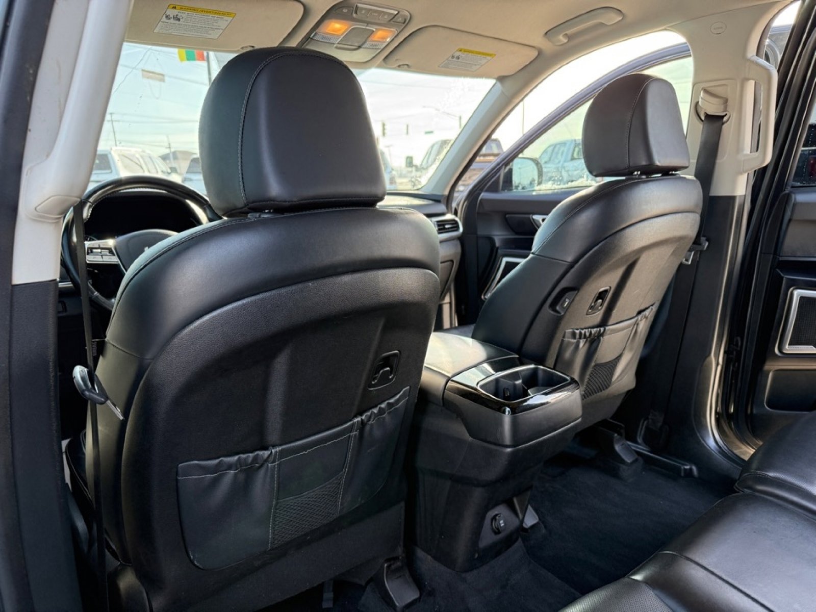 Used 2022 Kia Telluride LX image 19