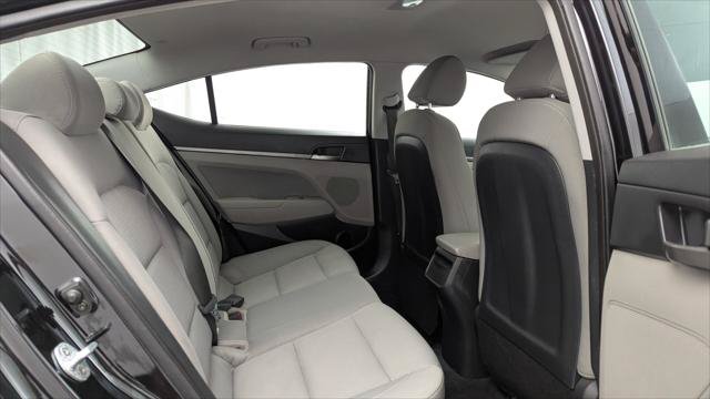 Used 2017 Hyundai Elantra SE FWD image 18