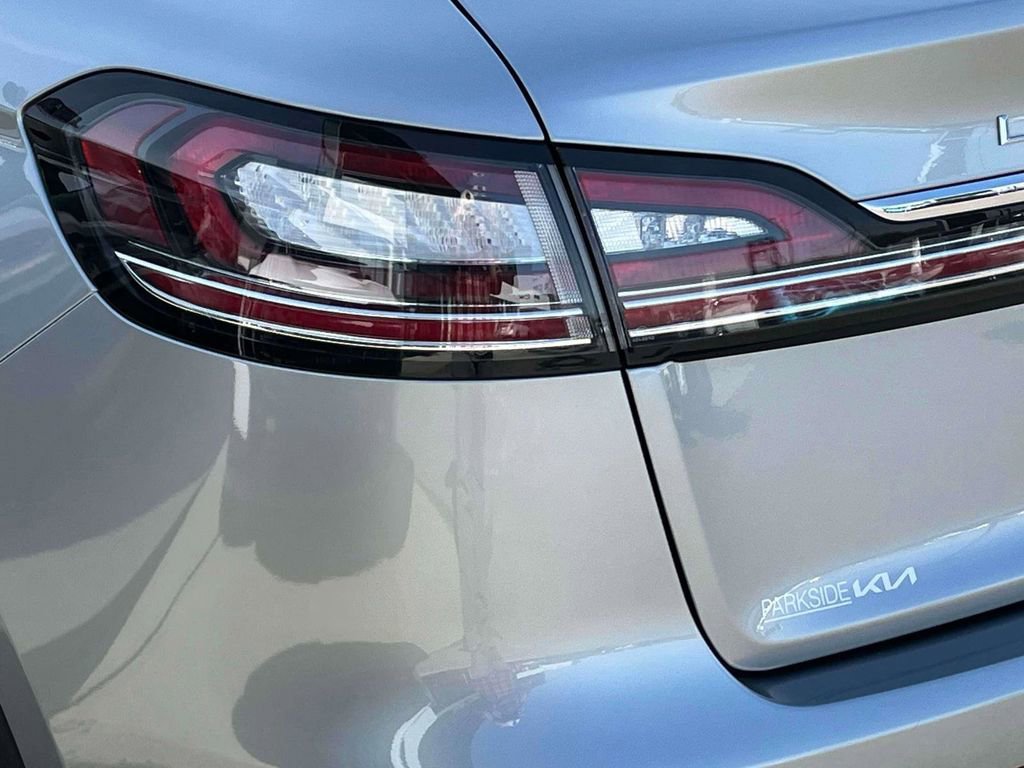 Used 2022 Lincoln Nautilus Reserve w/ Luxury Package image 36