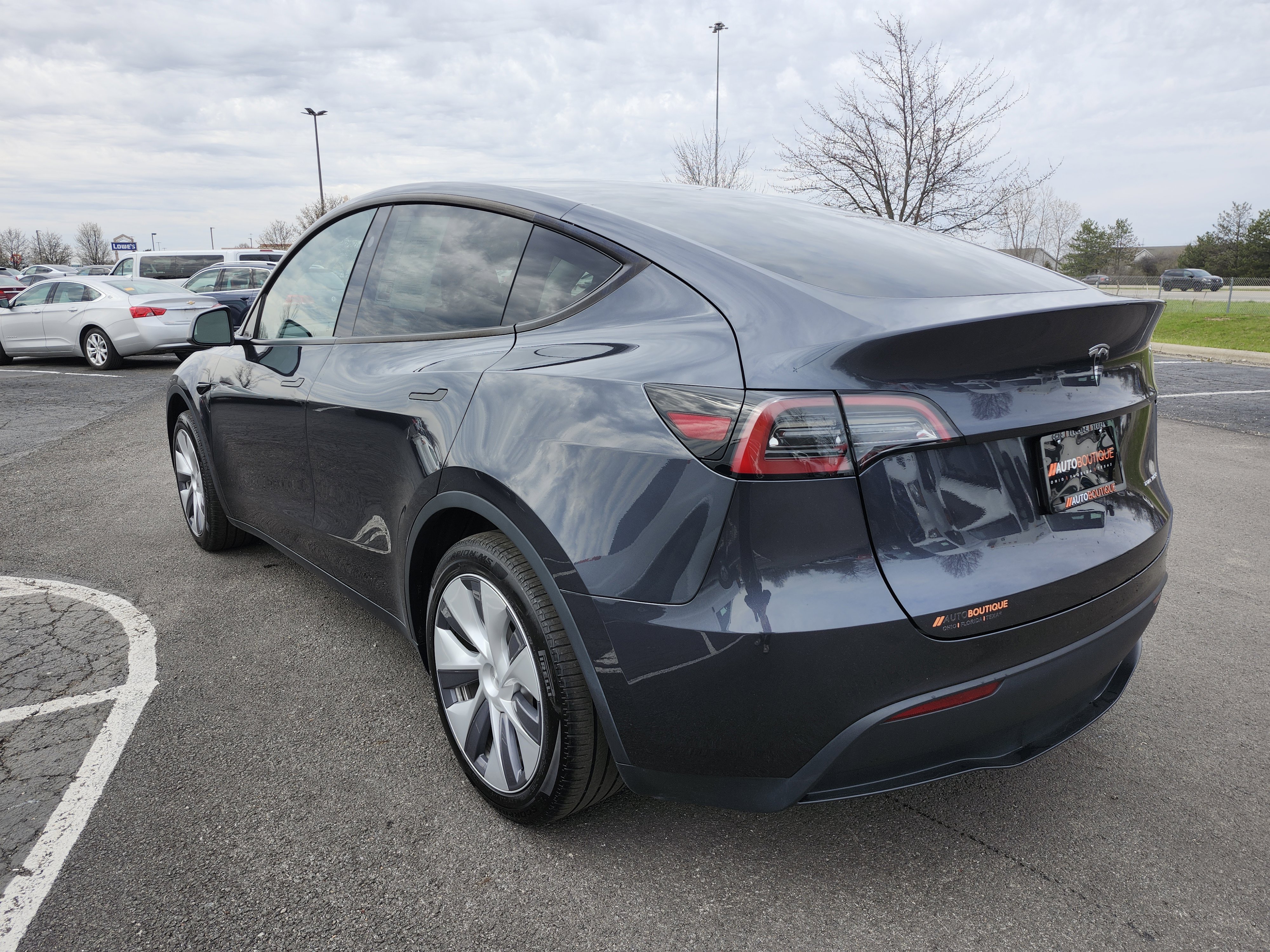 Used 2024 Tesla Model Y Long Range AWD/4WD image 15