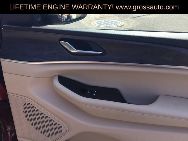 Used 2024 Jeep Grand Cherokee Limited AWD/4WD image 31