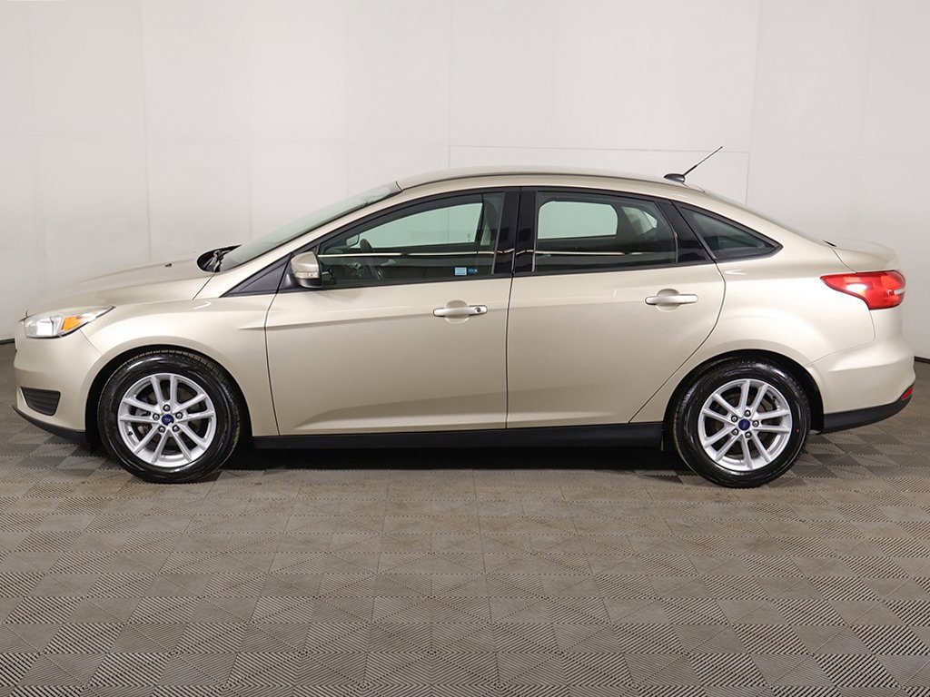 Used 2017 Ford Focus SE image 12