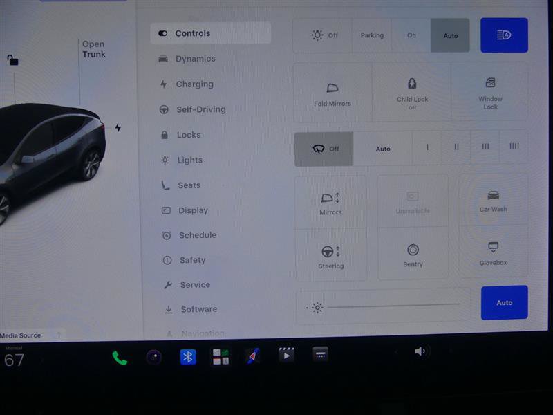 Used 2021 Tesla Model Y Long Range AWD/4WD image 12