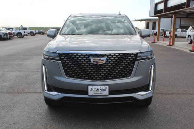 Used 2024 Cadillac Escalade Premium Luxury w/ Performance Package AWD/4WD image 11