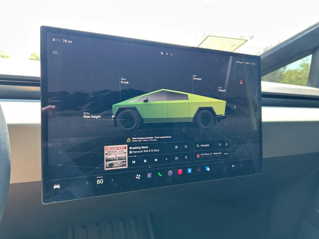 Used 2025 Tesla Cybertruck AWD Crew Cab image 23