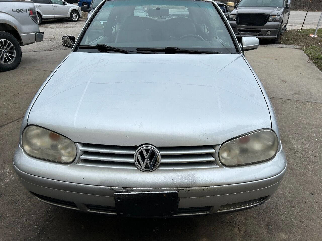 Used 2002 Volkswagen Cabrio GLX image 3