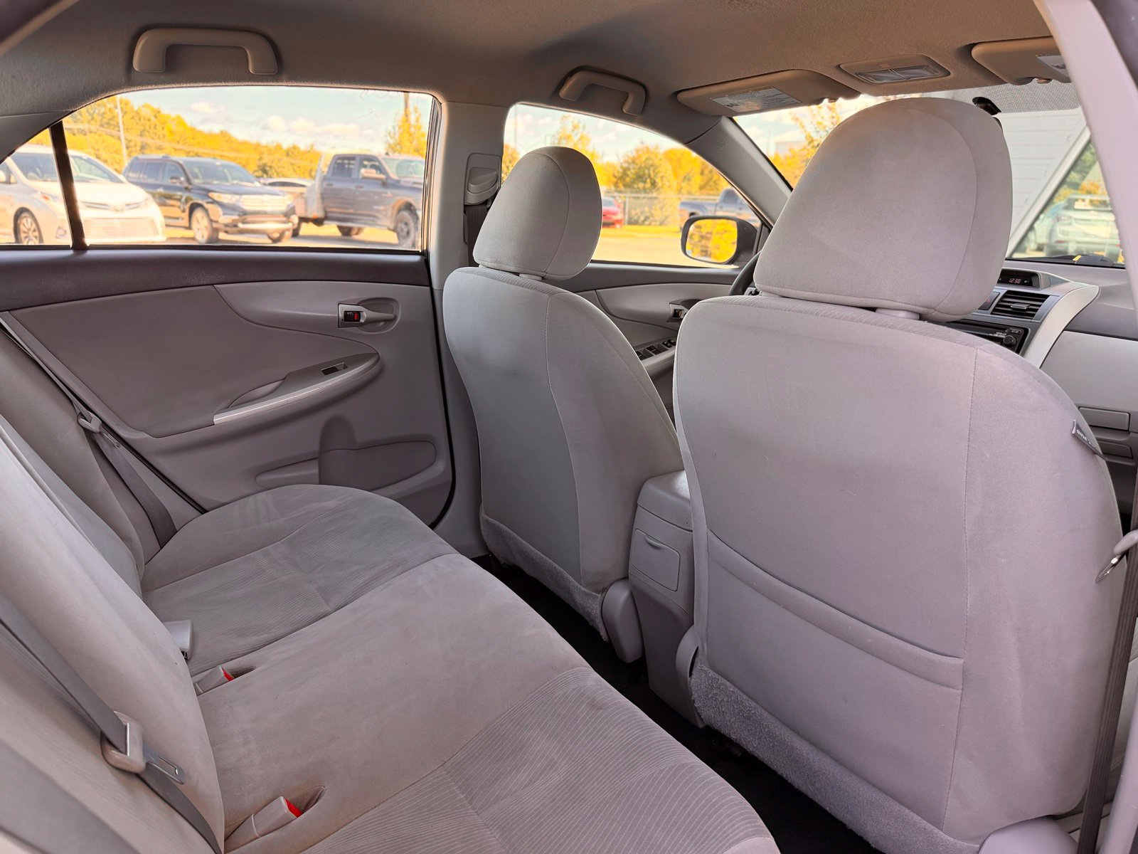 Used 2012 Toyota Corolla LE FWD image 20