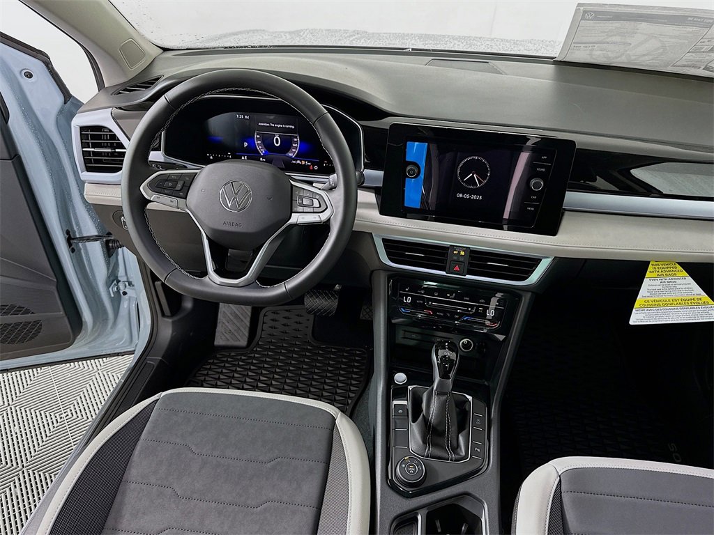 New 2025 Volkswagen Taos SE image 19