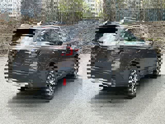 Used 2020 Subaru Outback Touring XT image 25