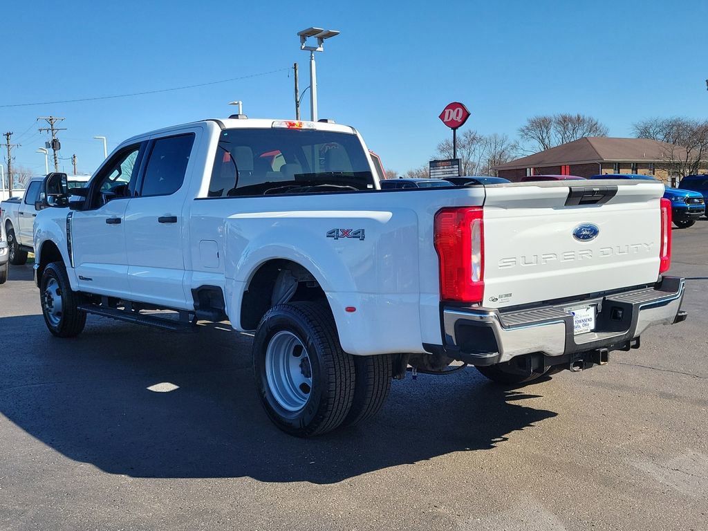 Certified 2025 Ford F350 XLT image 6