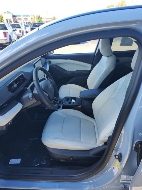 New 2025 Ford Mustang Mach-E Premium image 34