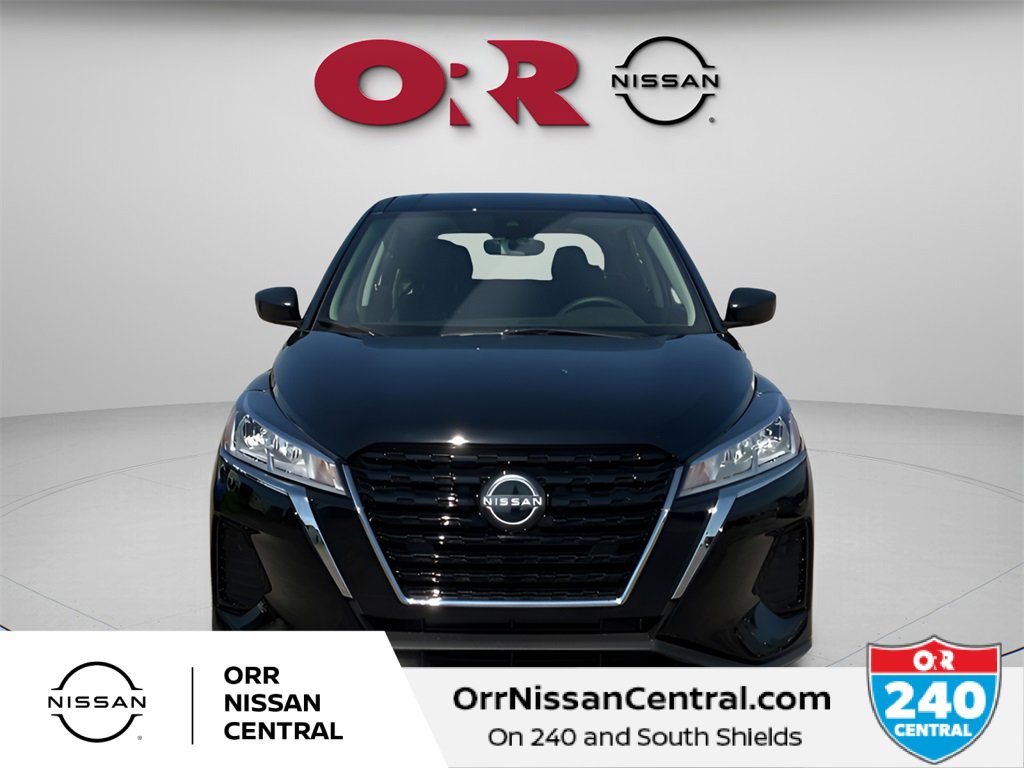 New 2025 Nissan Kicks Play S w/ Interior Electronics Package image 2