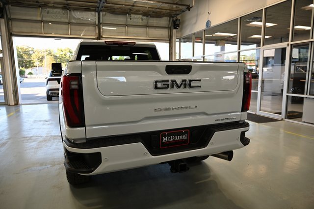 New 2026 GMC Sierra 2500 Denali Ultimate image 6