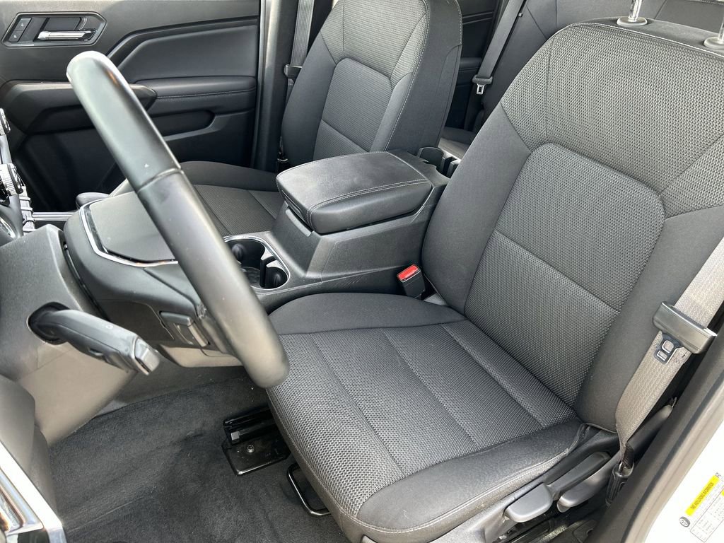 Used 2025 GMC Canyon Elevation image 19