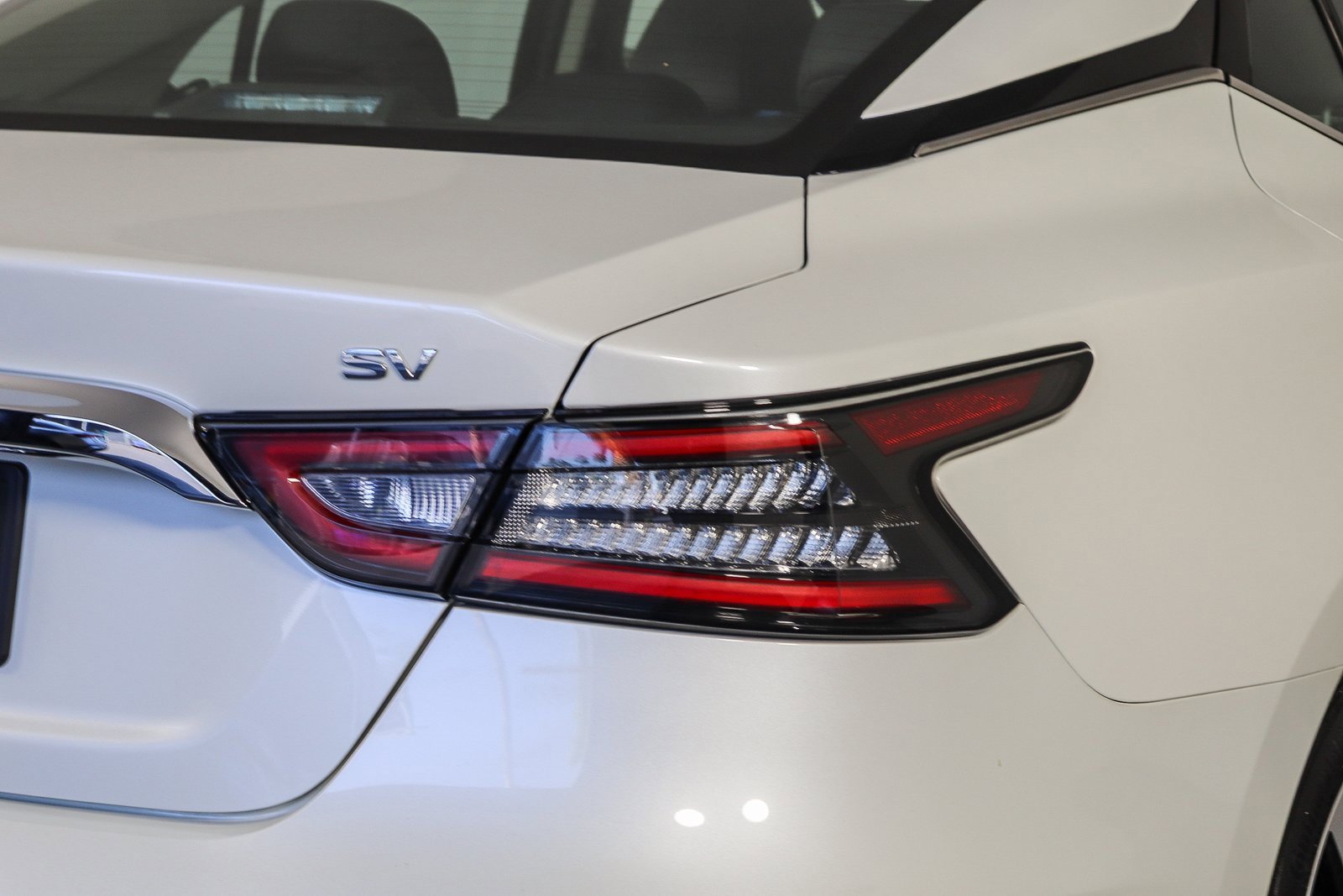 Used 2023 Nissan Maxima SV w/ Floor Mat Group image 9