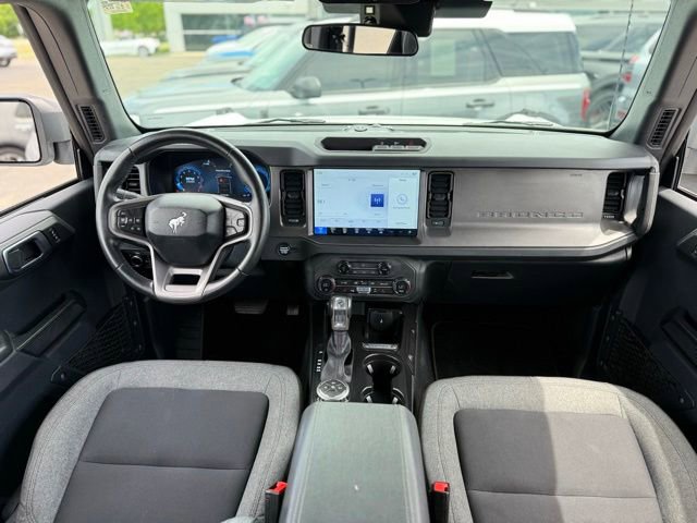 Used 2025 Ford Bronco Big Bend AWD/4WD image 2