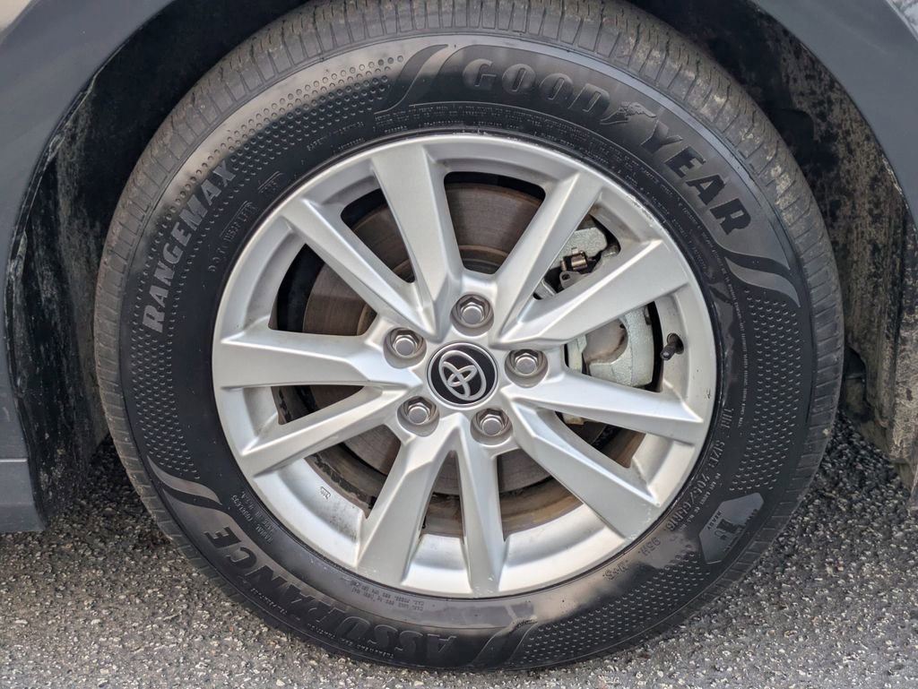 Certified 2025 Toyota Camry LE w/ Convenience Package image 12