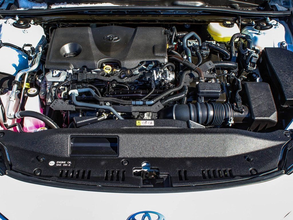 Used 2025 Toyota Camry SE image 40