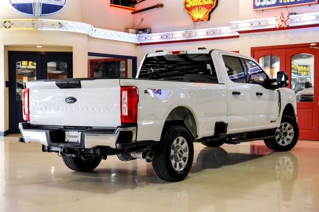 Used 2024 Ford F250 XLT image 3