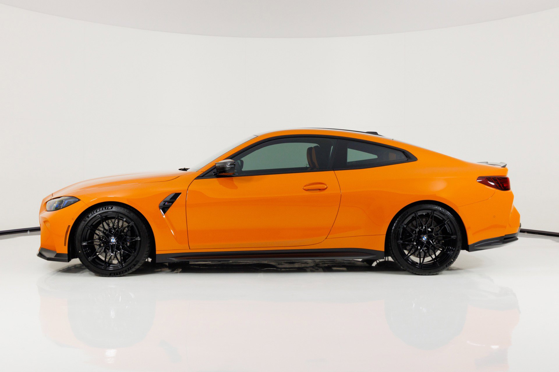 Used 2026 BMW M4 Competition RWD image 6