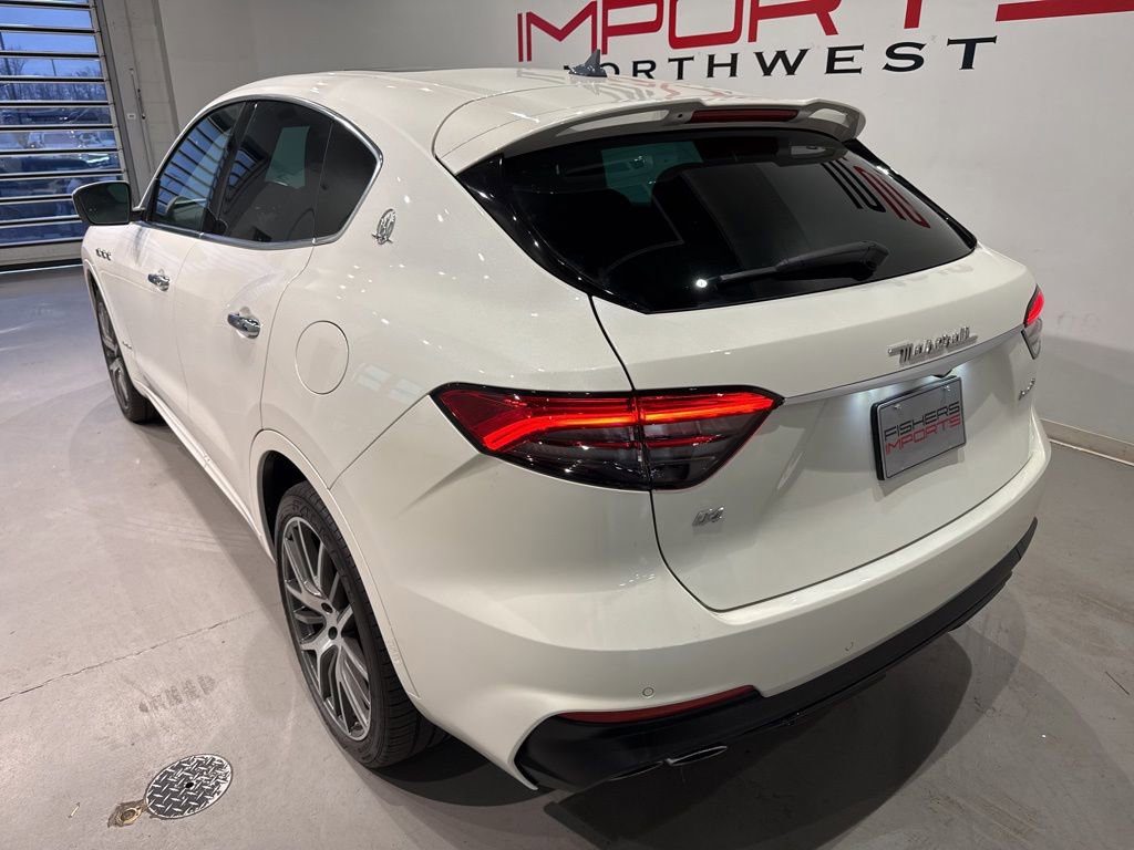 Used 2021 Maserati Levante GranSport image 10
