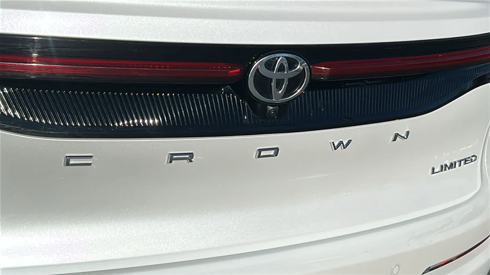 Used 2023 Toyota Crown AWD/4WD image 28