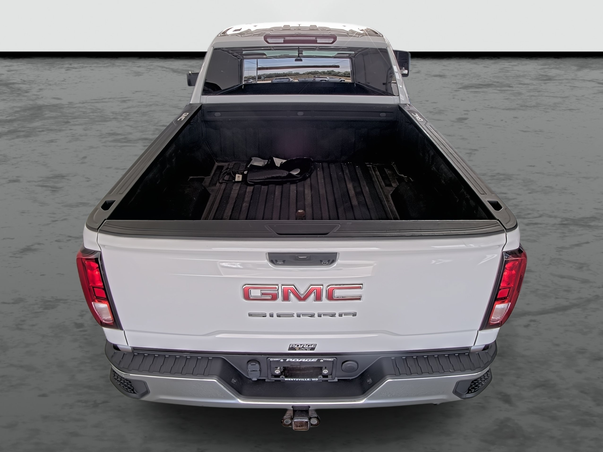 Used 2022 GMC Sierra 2500 Pro w/ Convenience Package AWD/4WD image 3