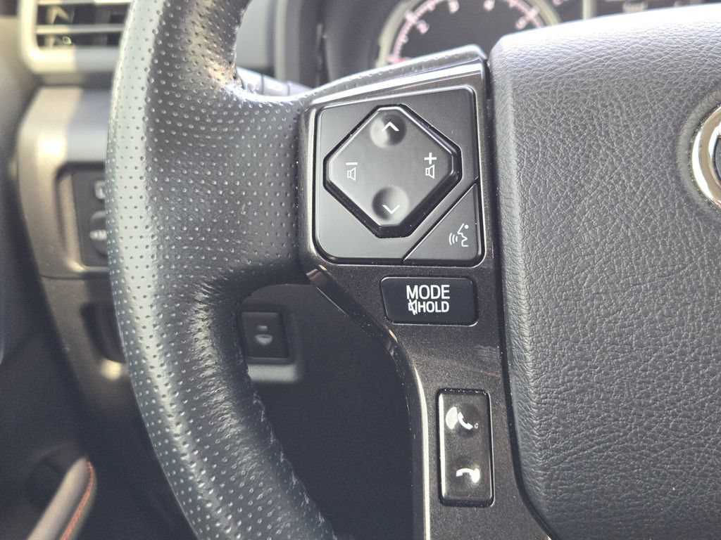 Used 2024 Toyota 4Runner TRD Off-Road Premium w/ Moonroof Package AWD/4WD image 29