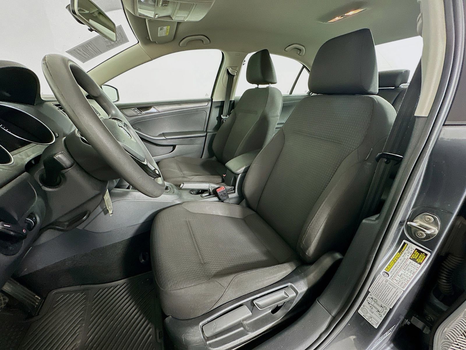 Used 2015 Volkswagen Jetta S FWD image 19