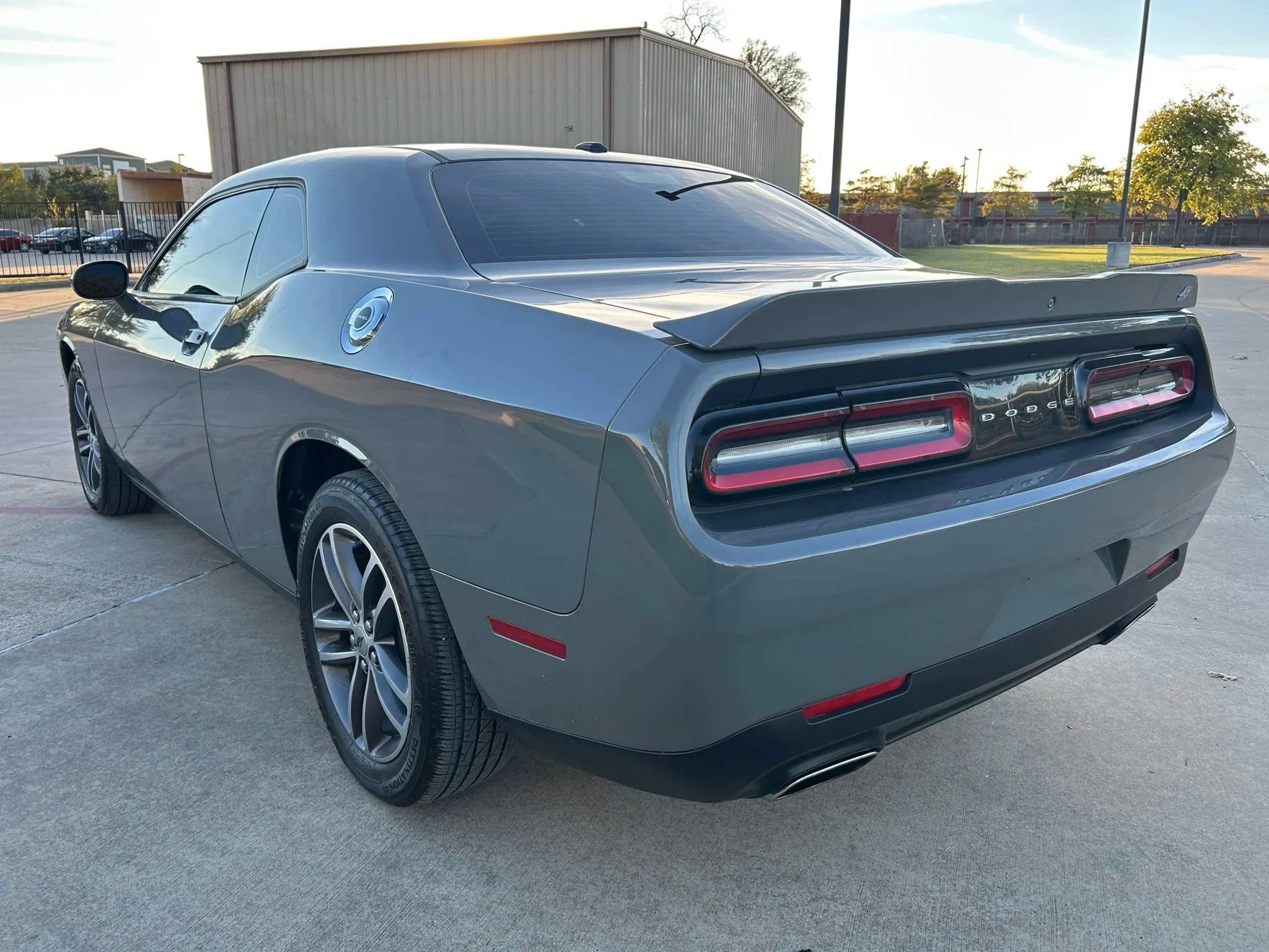 Used 2019 Dodge Challenger SXT image 8