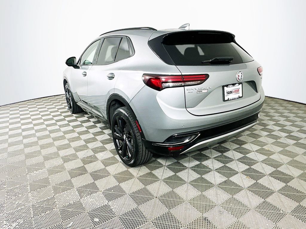 Used 2023 Buick Envision Preferred w/ Sport Touring Package image 8
