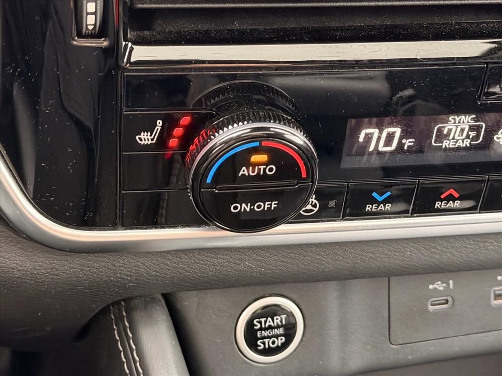 Used 2023 Nissan Rogue Platinum w/ Platinum Premium Package image 23